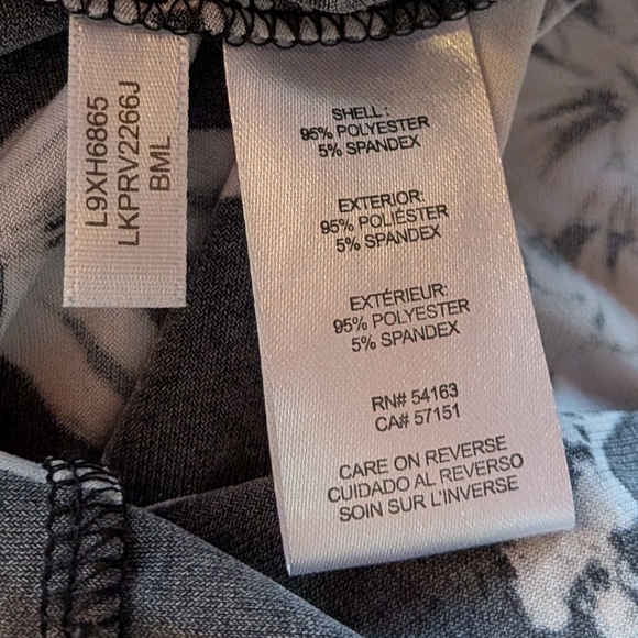 Karl Lagerfeld Sleeveless Black And White Floral Blouse, Crew Neck Size M - Picture 8 of 8